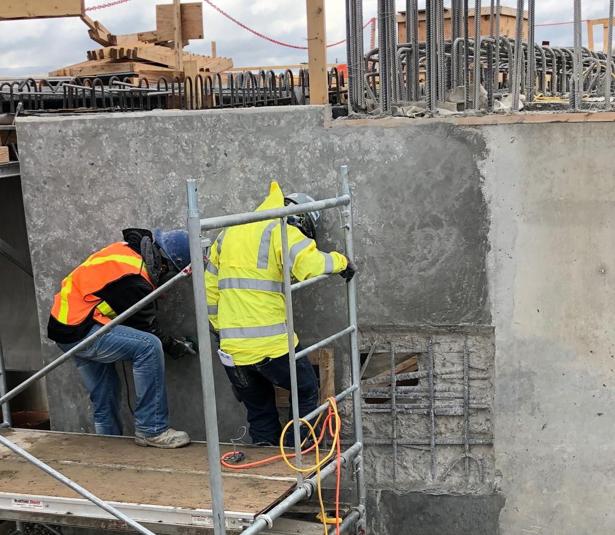 Dry finish, remodeling concrete surface